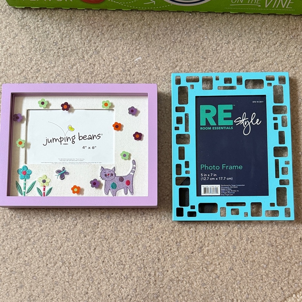 Jumping Beans Purple Floral Cat Photo Frame